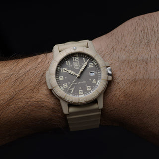 Leatherback Sea Turtle Giant, 44mm, Outdoor Watch, Sand Turtle - fitted view