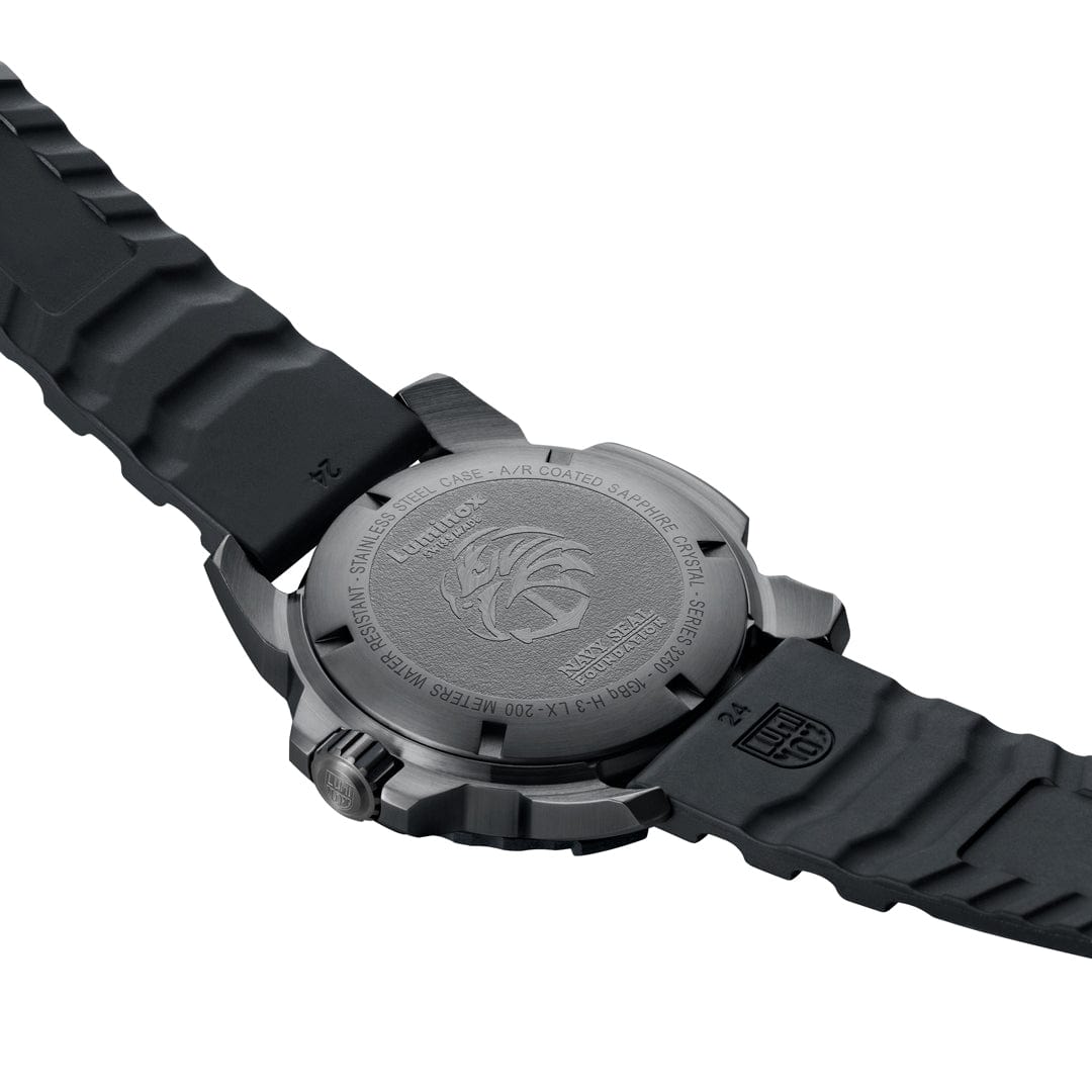 Luminox XS.3251.CB Orologio Uomo Quarzo Svizzero – Cassa Acciaio 45mm, Cinturino Gomma Nero, Impermeabile 200m